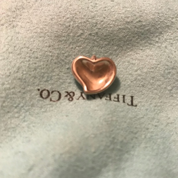 Tiffany & Co. Jewelry - Tiffany’s Elsa Peretti Full Heart